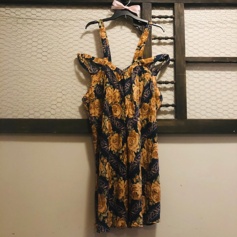 Umgee + Dress - Picture 2 of 4